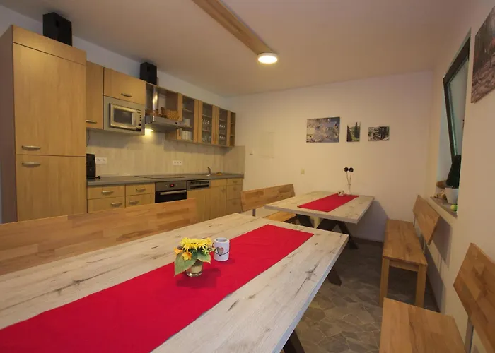 Im Haus Schiefertal, * Wieda